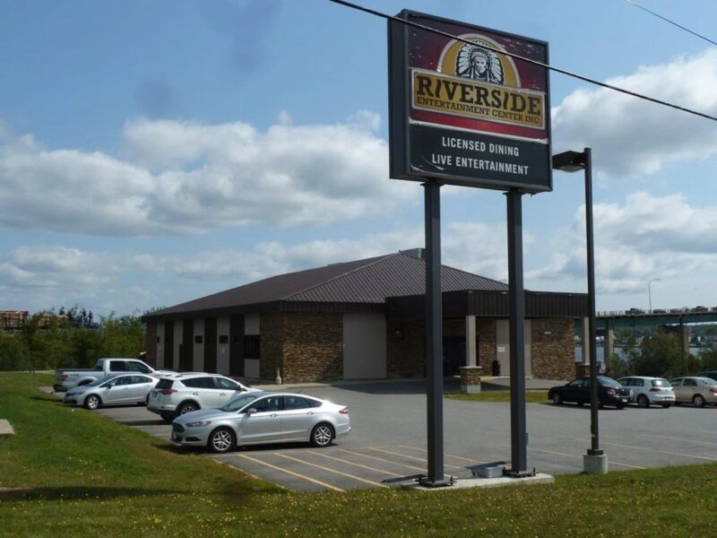 Riverside Pub